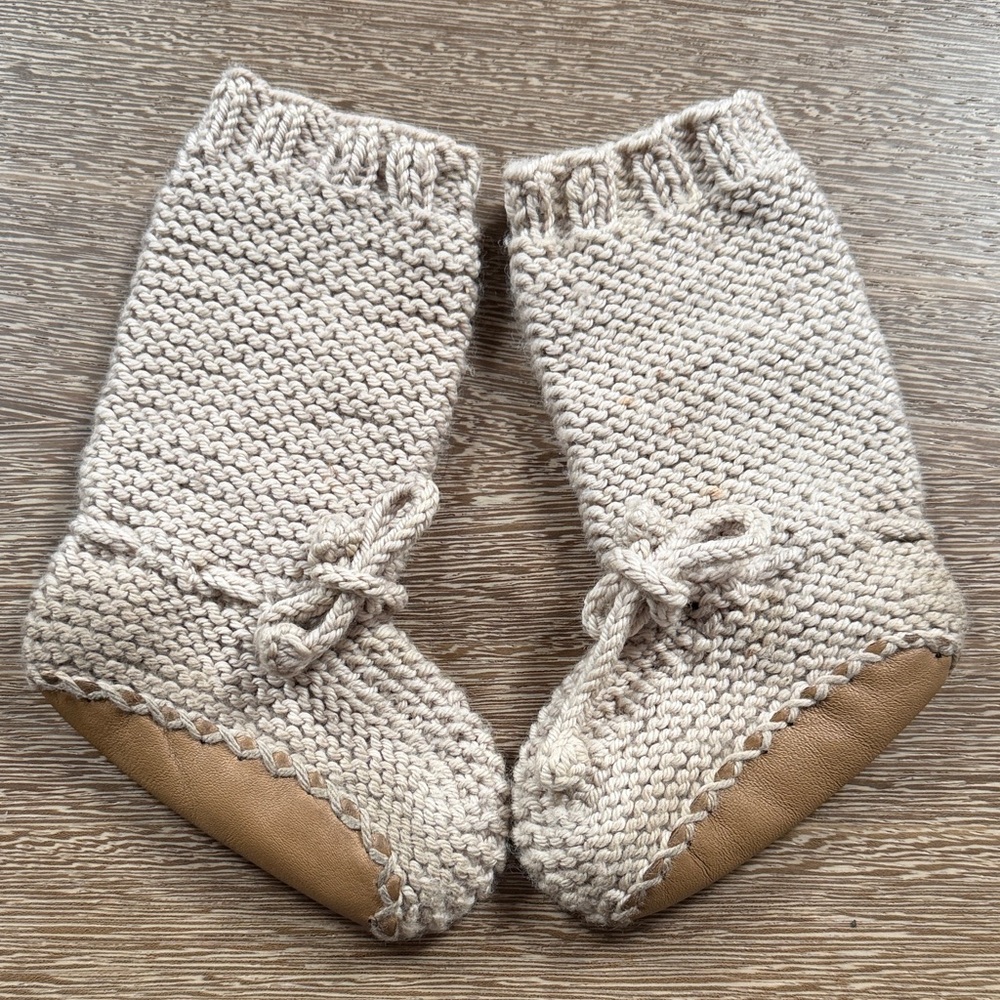 Misha And Puff beige Knit Baby Shoes 6-12 months wool and leather Peru